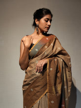 Load image into Gallery viewer, SINNI COTTON BOOTI HANDWOVEN SAREE