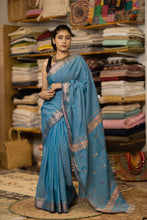 Load image into Gallery viewer, GAURI COTTON BOOTI FIROJI SAREE
