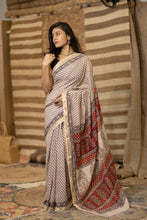 Load image into Gallery viewer, BAGHMATI 10 COTTON HAND BLOCK PRINT SAREE
