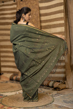 Load image into Gallery viewer, JAMDANI KHADI FAUN GREEN SAREE
