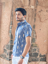 Load image into Gallery viewer, IKAT 03 COTTON SHADY BLUE HALF SHIRT
