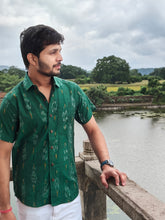 Load image into Gallery viewer, IKAT 05 COTTON MARGOSA GREEN HALF SHIRT
