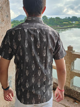 Load image into Gallery viewer, IKAT 12 COTTON PALE GREY HALF SHIRT
