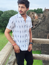 Load image into Gallery viewer, IKAT 17 WHITE COTTON V HALF SHIRT
