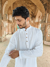 Load image into Gallery viewer, TWIL COTTON WHITE LONG KURTA
