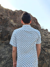 Load image into Gallery viewer, COTTON BLOCK HALF SHIRT
