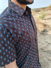 Load image into Gallery viewer, COTTON BLOCK HALF SHIRT
