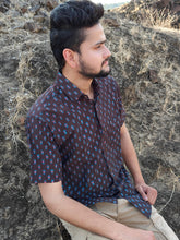 Load image into Gallery viewer, COTTON BLOCK HALF SHIRT
