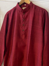 Load image into Gallery viewer, MAROON COTTON LONG KURTA
